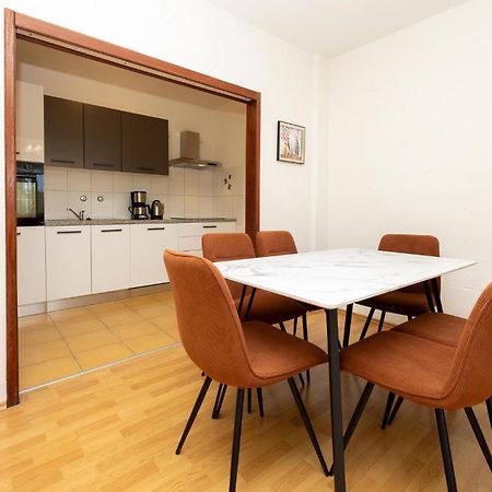 3 Bedroom Gorgeous Apartment In Trogir Exteriör bild