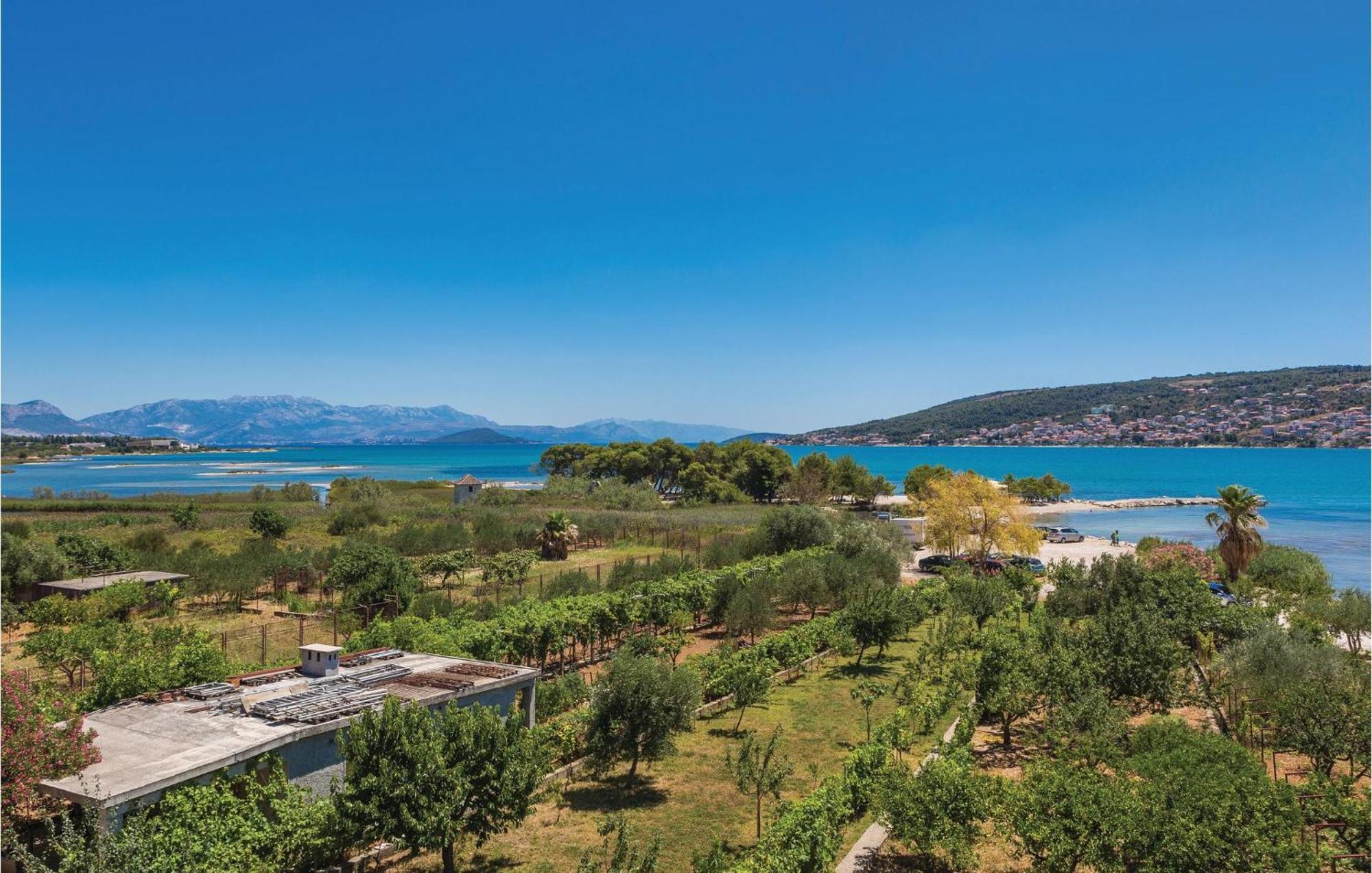 3 Bedroom Gorgeous Apartment In Trogir Exteriör bild