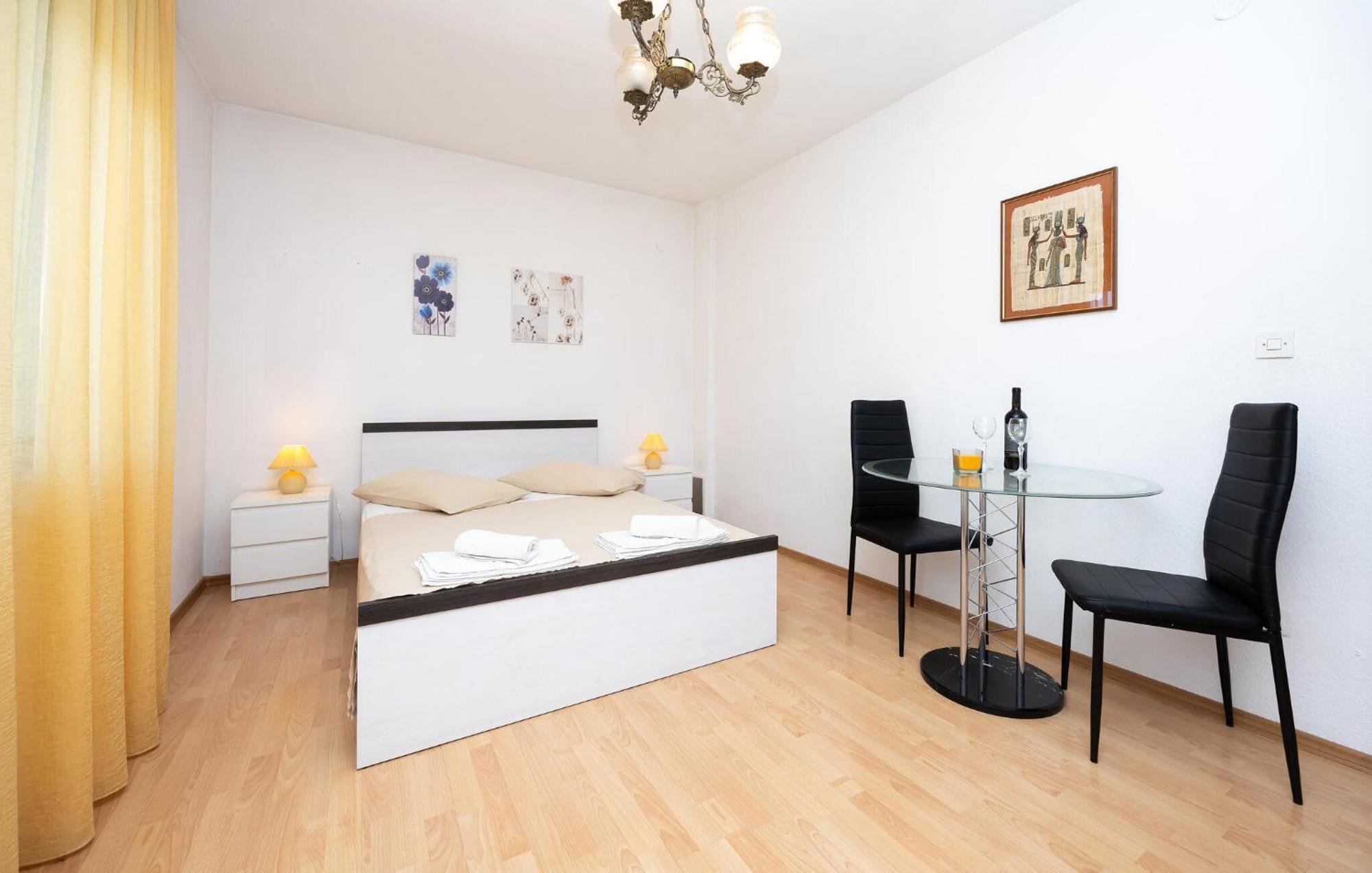 3 Bedroom Gorgeous Apartment In Trogir Exteriör bild